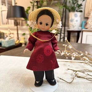Madame Alexander International Collection Vietnam doll 8"‎ Vintage